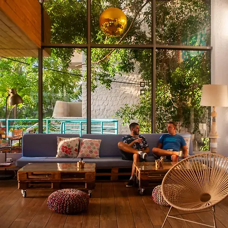 Albergue Rhodes & Bar Rhodes City