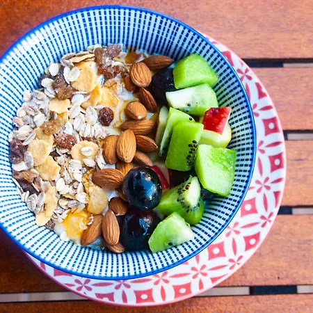 Rhodes & Bar * Rhodes City