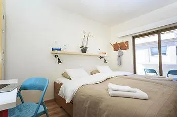 Auberge de jeunesse Rhodes & Bar *